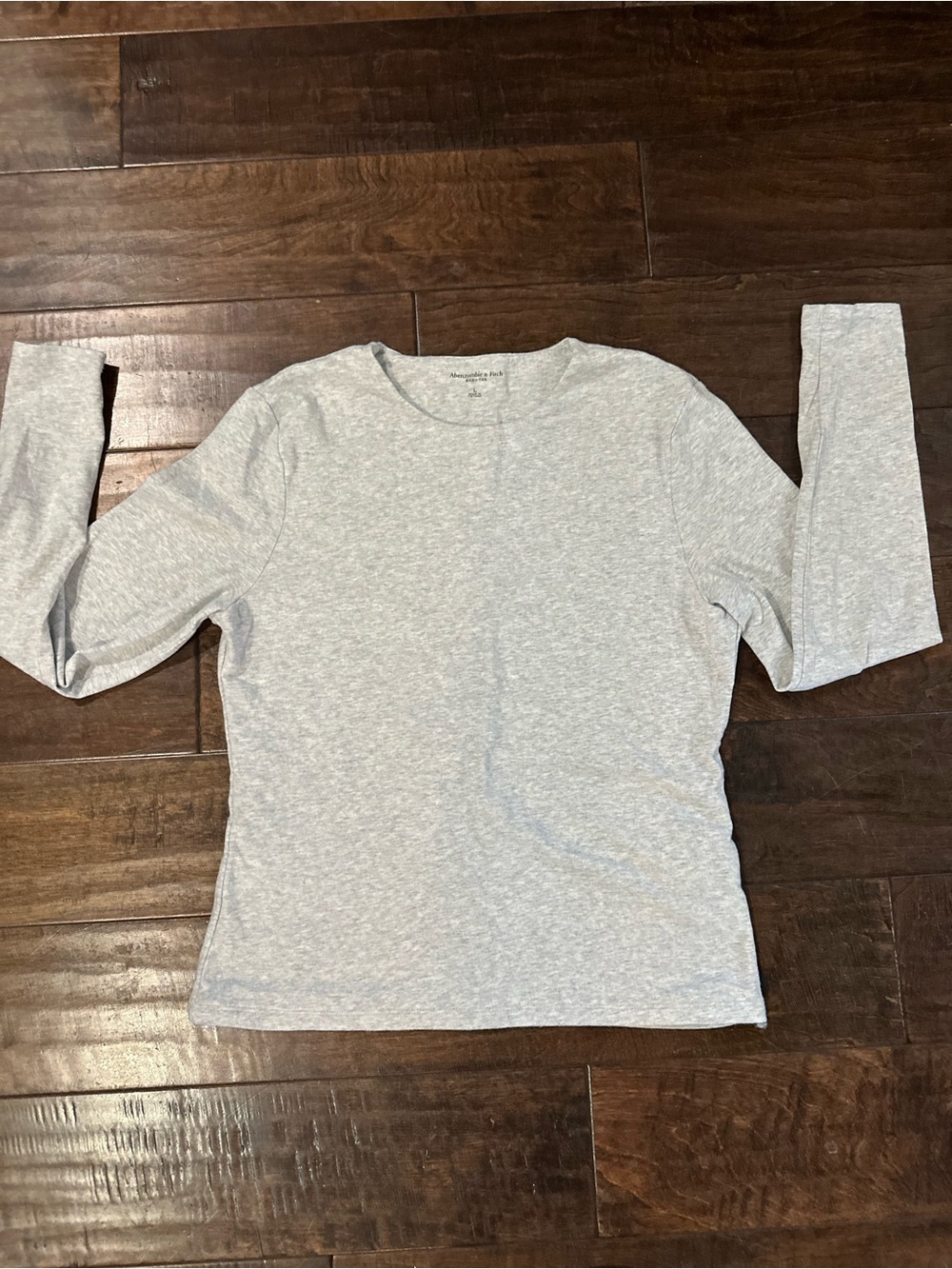 Abercrombie & Fitch Light Heather Gray Long-Sleeve Crewneck
